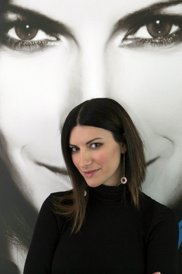 Laura Pausini Photo n.137388 | InternetCelebrity.ORG